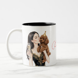 Taza Bicolor Niña besando a cachorro de Caniche–Mamá Caniche