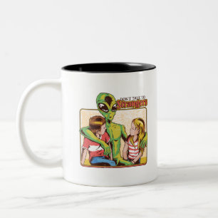 Taza Bicolor No Hablar Con Extraños