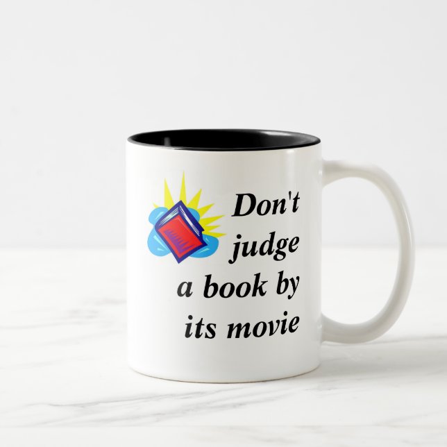 Taza Bicolor No juzgue un libro por su película (Derecha)