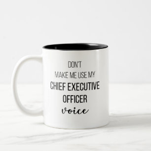 Taza Bicolor No me hagas usar mi voz de director general