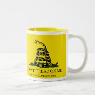 Taza Bicolor No pise en mí