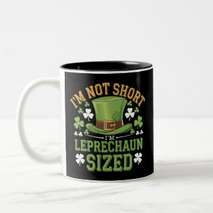 Taza Bicolor No soy bajo, soy de tamaño Leprechaun para St Patr