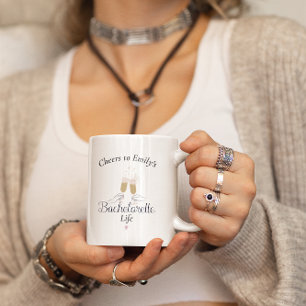Taza Bicolor Nombre personalizado de la Bachelorette de guión M
