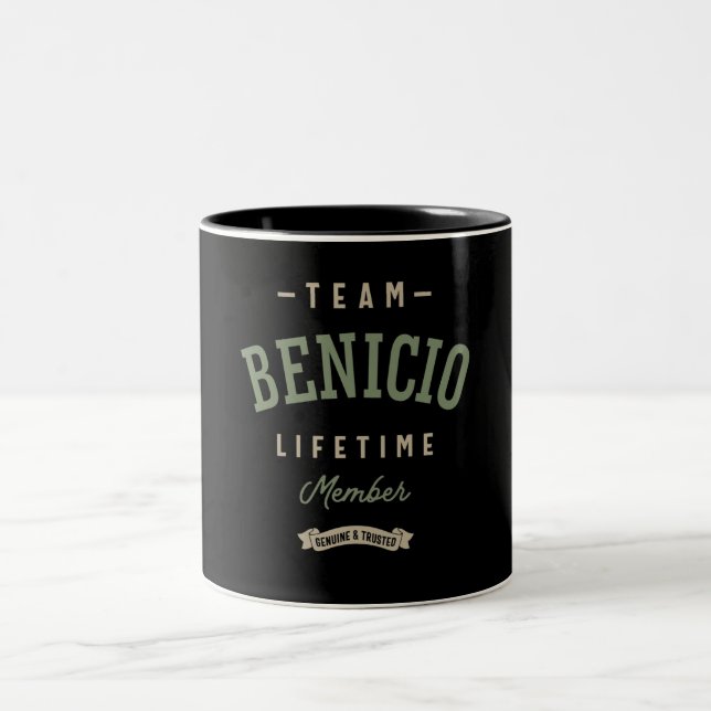 Taza Bicolor Nombre personalizado del miembro del equipo Benici (Centro)