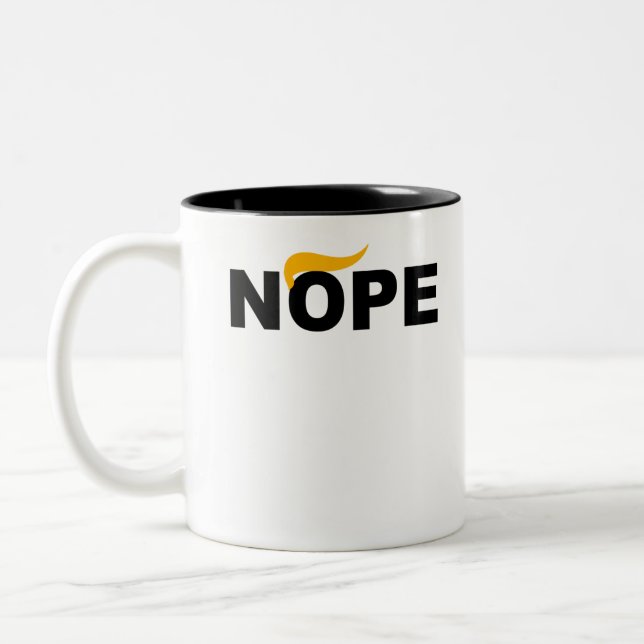 TAZA BICOLOR NOPE ANTI TRUMP (Izquierda)