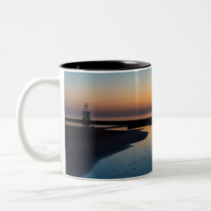 Taza Bicolor North Chicago Lighthouse Dawn Coffee Mug