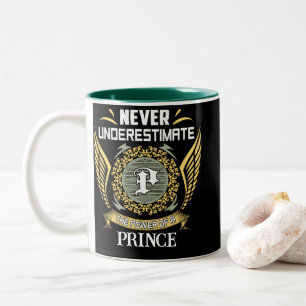 Taza Bicolor Nunca Subestimes El Poder De Un Príncipe