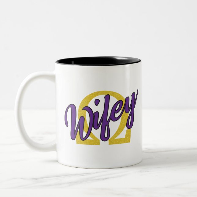 Taza Bicolor Omega Wifey (Izquierda)