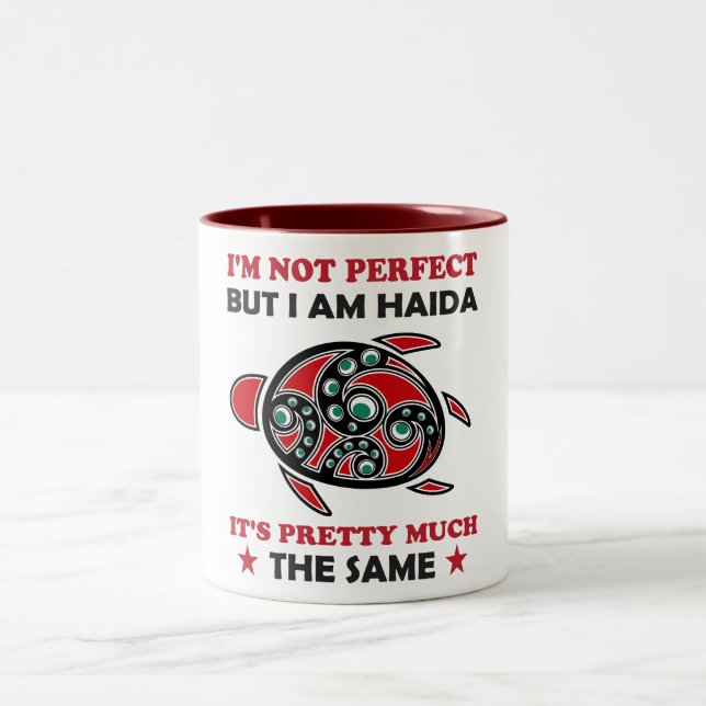 Taza Bicolor Orgullo Nativo de la Primera Nación Haida (Centro)