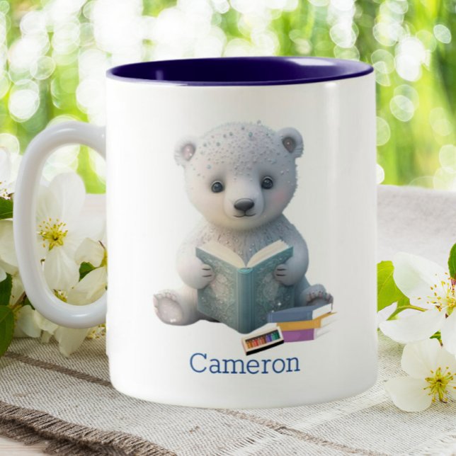 Taza Bicolor Oso polar lindo leyendo un libro personalizado (Subido por el creador)
