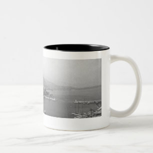 Taza Bicolor Paisaje urbano en la opinión elevada B&W del