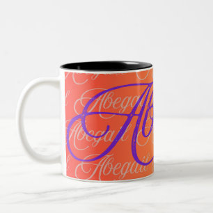 Taza Bicolor Patrón de nombres repetitivos de abegail