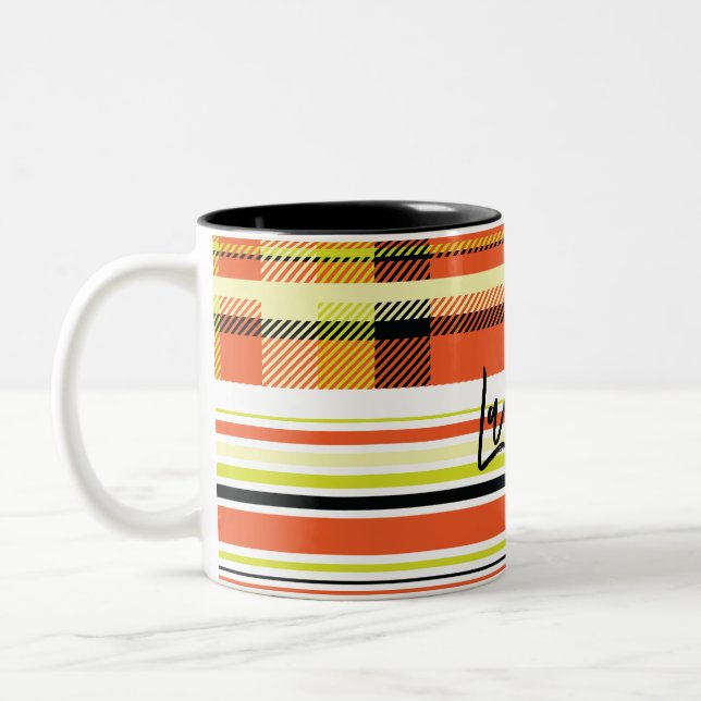 Taza Bicolor patrón de plaid con nombre de personalizar (Izquierda)