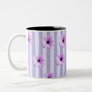 Taza Bicolor Patrón de rayas pastel con daisies