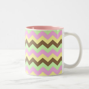 Taza Bicolor Patrón en zigzag (verde, rosa, amarillo y marrón)