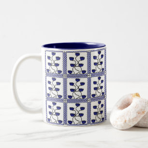 Taza Bicolor Patrón floral asiático persa de flores azules
