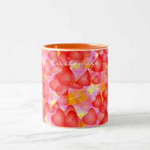 Taza Bicolor patrón flotante de corazones rojos