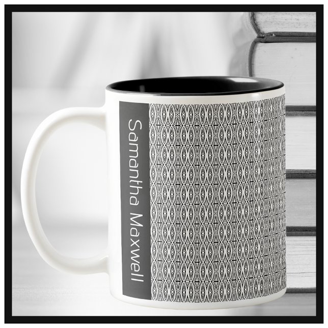 Taza Bicolor Patrón geométrico en blanco y negro personalizado (Subido por el creador)