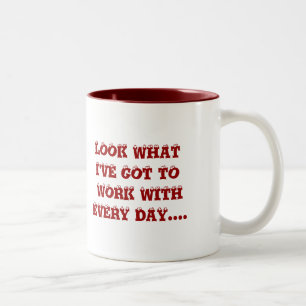 TAZA BICOLOR PAVOS EN EL TRABAJO