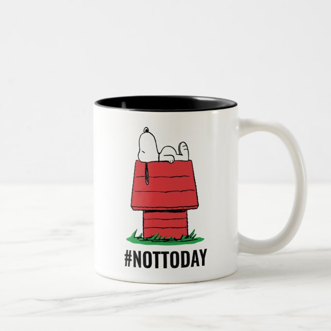 Taza Bicolor Peanuts | Snoopy Napping (Derecha)