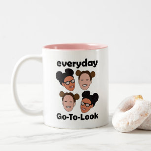 Taza Bicolor Peinado de Moños Espaciales Moda Cotidiana