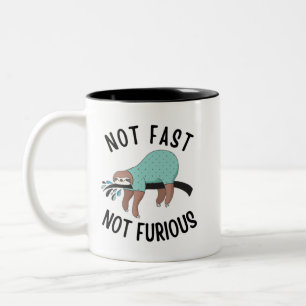 Taza Bicolor Perezoso No Rápido No Furioso
