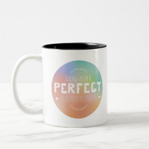 Taza Bicolor Perfecto como orgullo personal de arte motivaciona