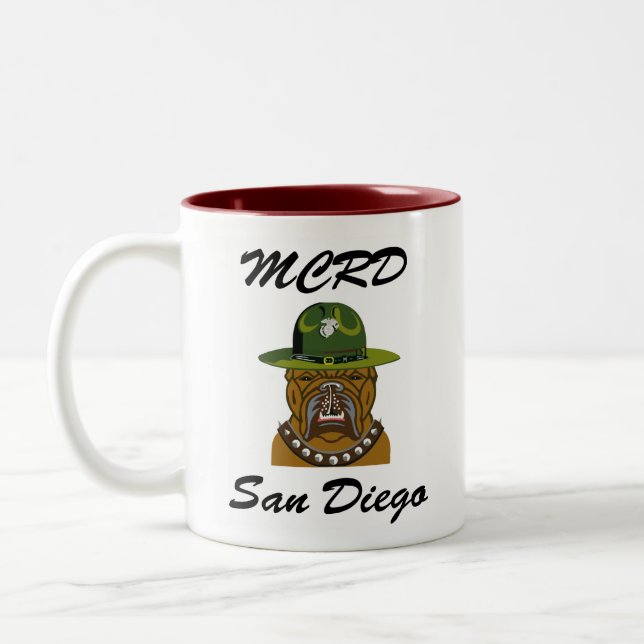 Taza Bicolor Perro de diablo de MCRD San Diego (Izquierda)