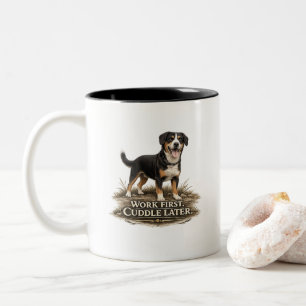 Taza Bicolor Perro de montaña Entlebucher: trabajo primero, mim