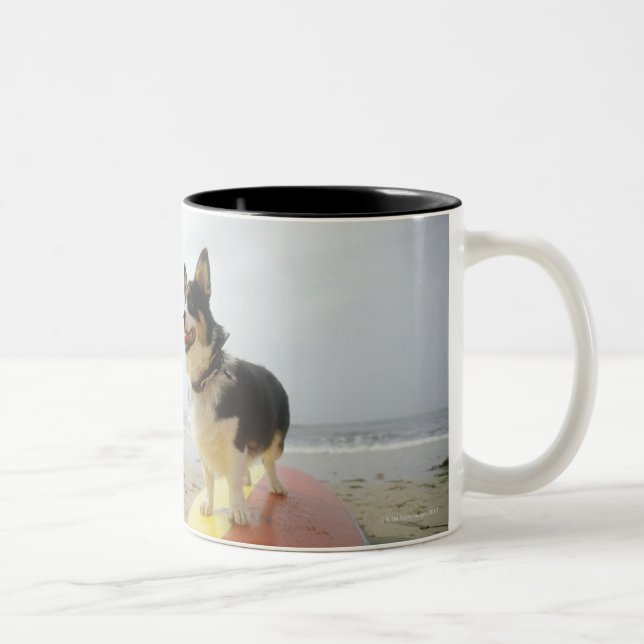 Taza Bicolor Perro en la tabla hawaiana (Derecha)
