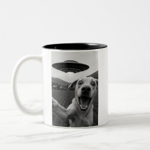 Taza Bicolor Perro Selfie OVNI Alien Divertido - Gato Genial y