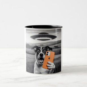 Taza Bicolor Perro Selfie OVNI Alien Divertido - Gato Genial y