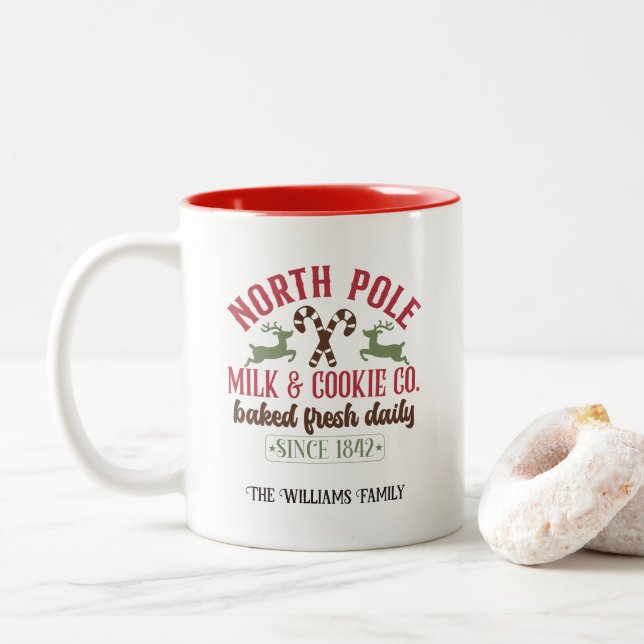 Taza Bicolor Personalizado Navidades festivos del Polo Norte (Con donut)