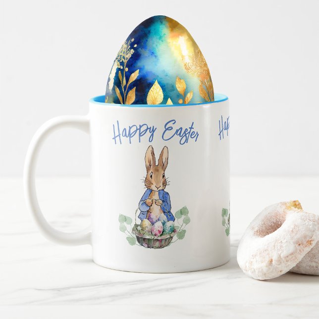 Taza Bicolor Peter the Rabbit feliz Pascua (Pop an Easter egg in one of these Peter rabbit cups for a unique Easter gift.)