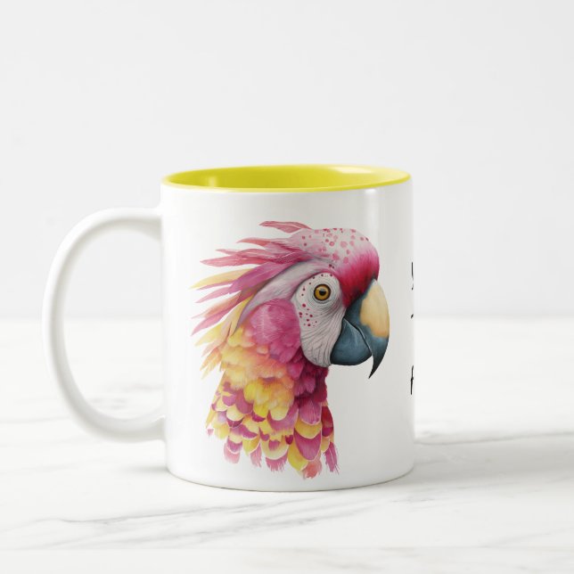 Taza Bicolor Pink & Yellow Parrot  – Whimsical Tropical Bird (Izquierda)
