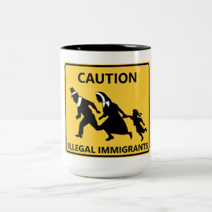 Taza Bicolor Precaución: Inmigrantes ilegales