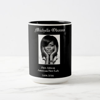 TAZA BICOLOR PRIMERA DAMA NEGRA DE MICHELLE OBAMA