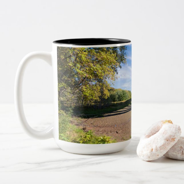 Taza Bicolor puente mendota a través de fuerte snowpark (Con donut)