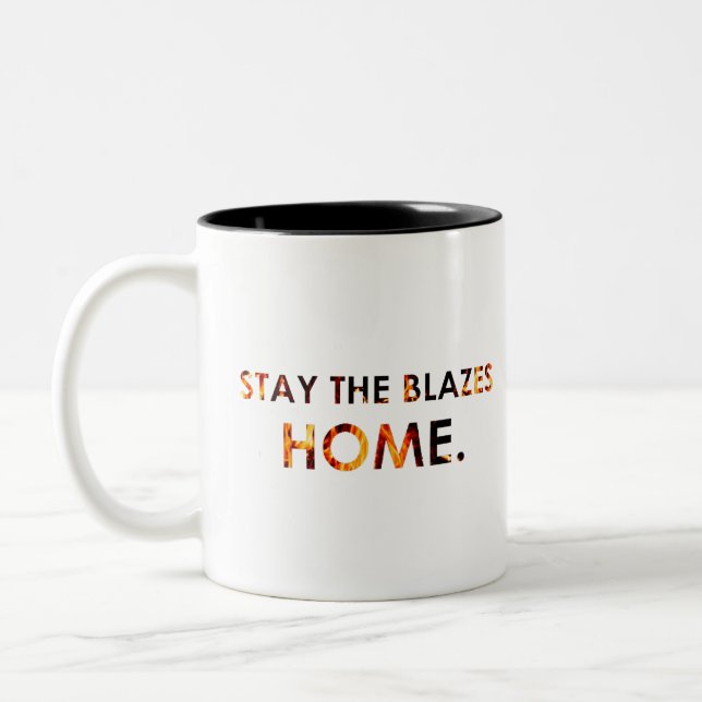 Taza Bicolor Quédese en casa (Izquierda)