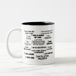 Taza Bicolor Quién Dios dice que soy Mug