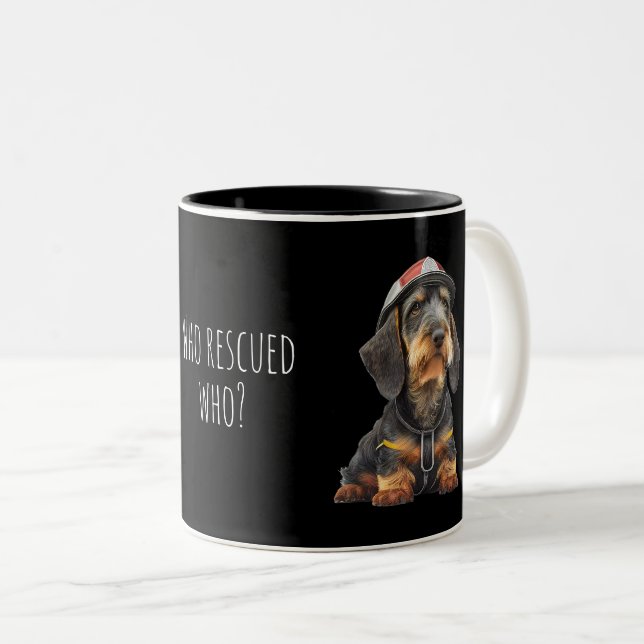 Taza Bicolor Quién rescató a quién - Wirehaded Dachshund (Anverso derecho)