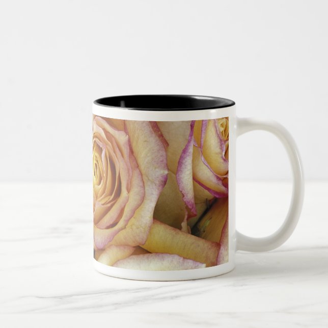 Taza Bicolor Ramo de rosas (Derecha)