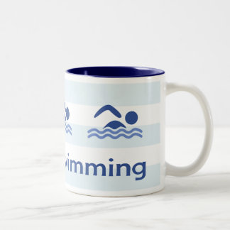 Taza Bicolor Rayas azules del hashtag de la natación del amor