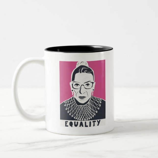 Taza Bicolor RBG quiere igualdad (Izquierda)
