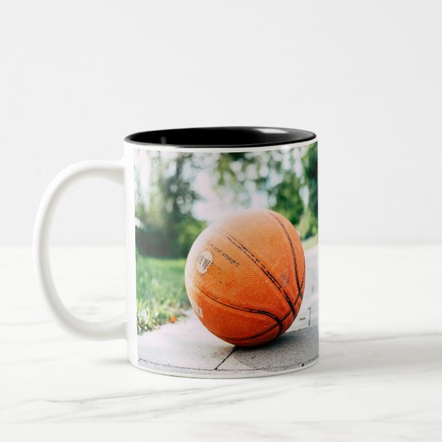 Taza Bicolor Regalo de baloncesto (Izquierda)