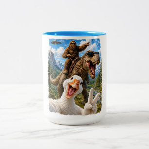 Taza Bicolor Regalo divertido de ganso selfie Bigfoot T Rex OVN
