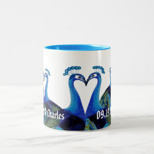 Taza Bicolor Regalos de boda pavos reales vintage besándose