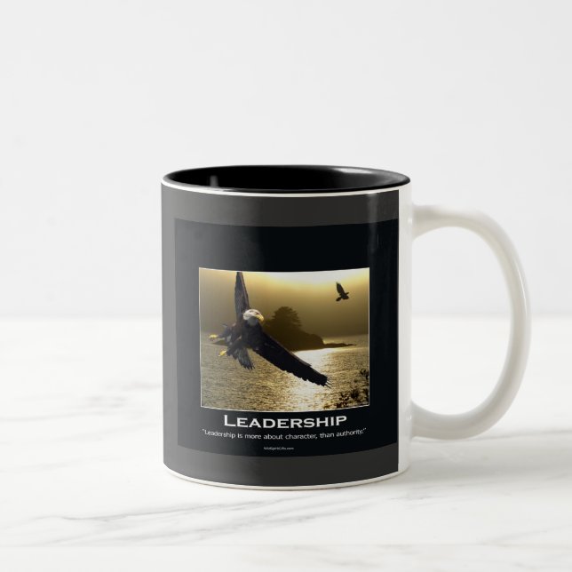 Taza Bicolor Regalos motivacionales del águila calva (Derecha)