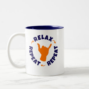 Taza Bicolor Relájate. Repite. Repite.