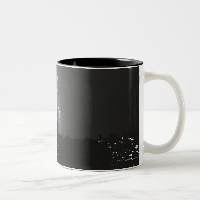 Taza Bicolor Relámpago sobre ciudad (Derecha)